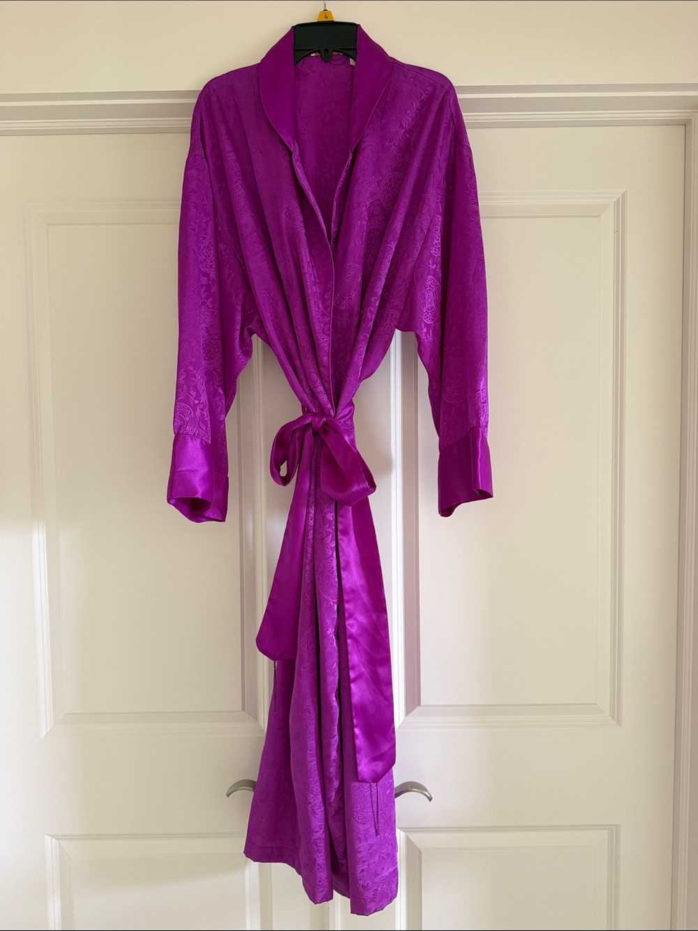 Vintage Victoria’s Secret Gold Label Satin Jacquard Robe Full Length Magenta